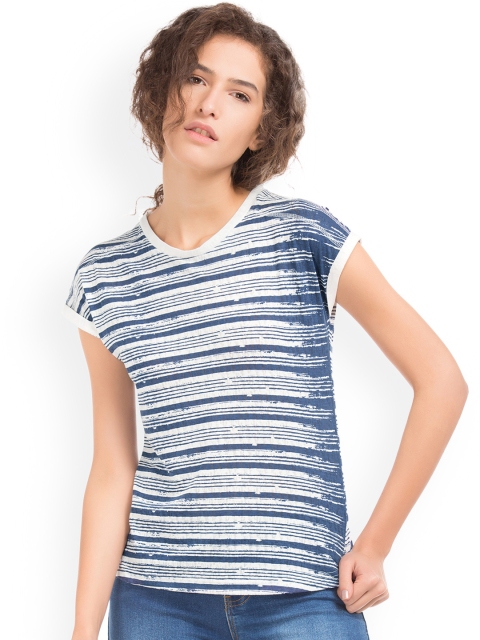 

Cherokee Women Blue Striped Top