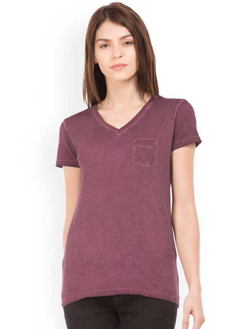 

Cherokee Women Burgundy Solid V-Neck T-shirt