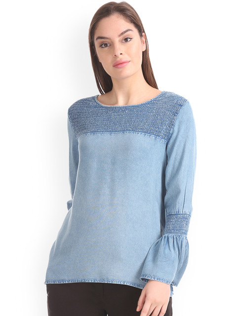 

Cherokee Women Blue Solid Chambray Top