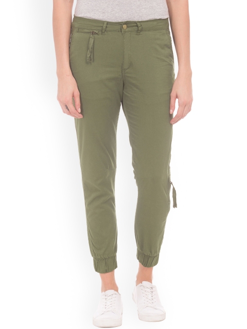 

Sugr Women Olive Green Regular Fit Solid Cropped Joggers