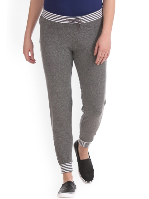 

Sugr Women Grey Regular Fit Solid Cropped Joggers