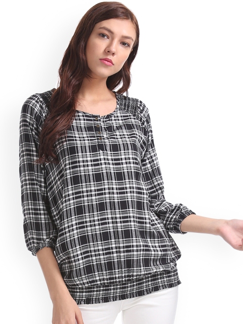 

Cherokee Women Black Checked Blouson Top