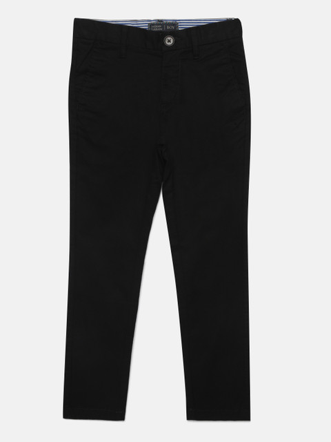 

Indian Terrain Boys Black Regular Fit Solid Chinos