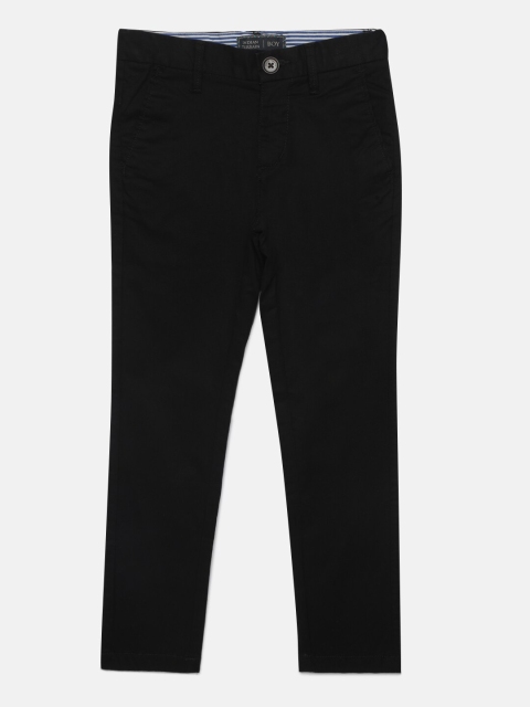 

Indian Terrain Boys Black Solid Regular Trousers