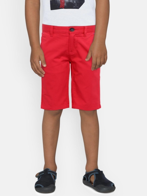 

Indian Terrain Boys Red Solid Regular Fit Regular Shorts