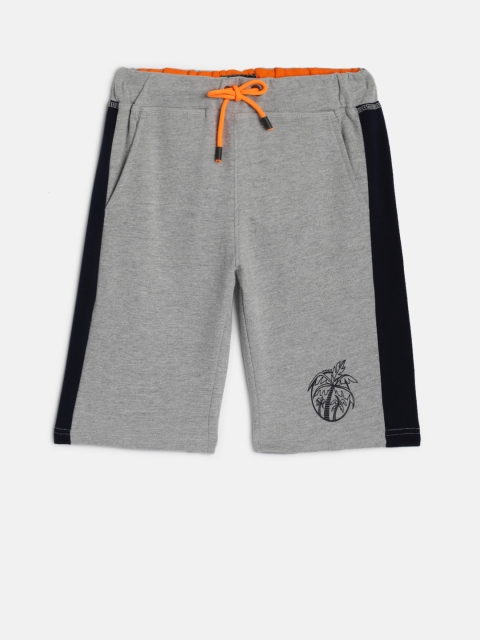 

Indian Terrain Boys Grey Melange & Navy Side Striped Regular Fit Shorts