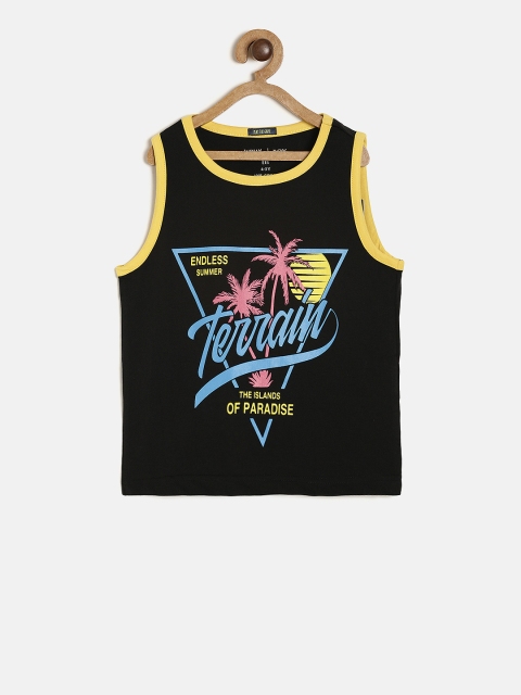 

Indian Terrain Boys Black Printed Round Neck T-shirt