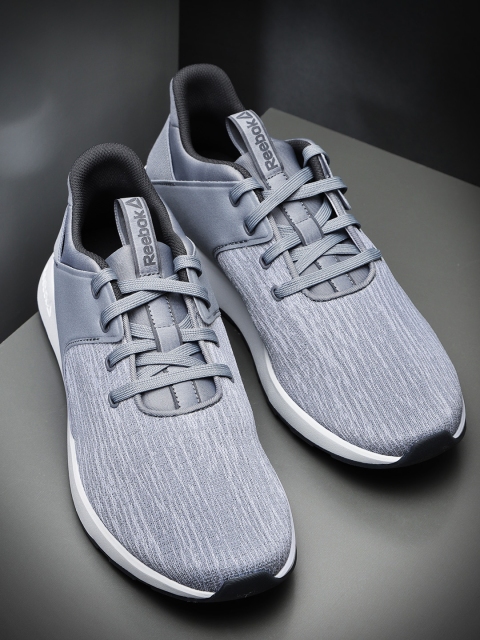 

Reebok Men Grey EVER ROAD DMX Walking Shoes