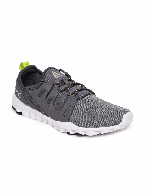 

Reebok Men Grey FLEX O FUSION LP Running Shoes