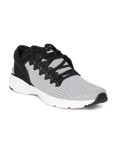 

Reebok Men Grey & Black AST LP Walking Shoes