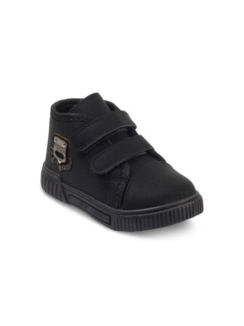 

Kittens Boys Black Sneakers