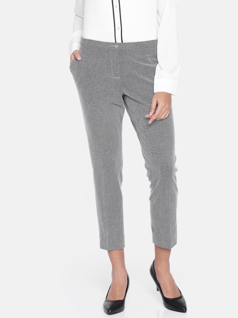 

Van Heusen Woman Women Black & Off-White Regular Fit Printed Regular Trousers