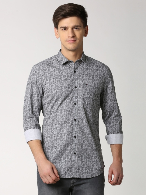 

Peter England Casuals Men Grey Slim Fit Self Design Casual Shirt
