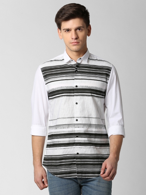 

Peter England Casuals Men White & Black Slim Fit Striped Casual Shirt