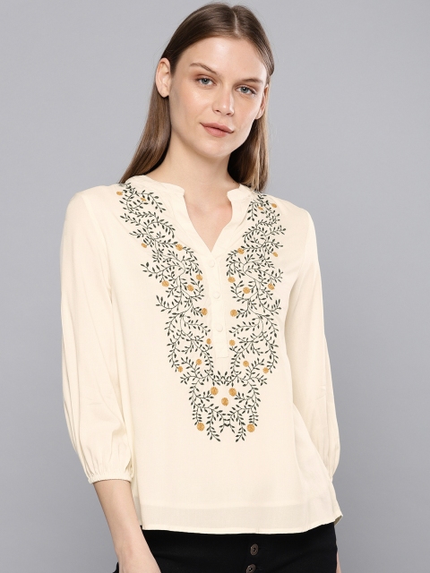 

Chemistry Women Off-White Solid Embroidered Top