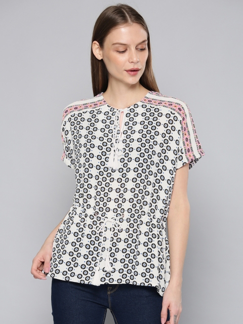 

Chemistry Women White & Black Printed Cinched Waist Top