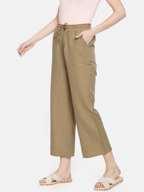 

Chemistry Women Beige Regular Fit Solid Culottes