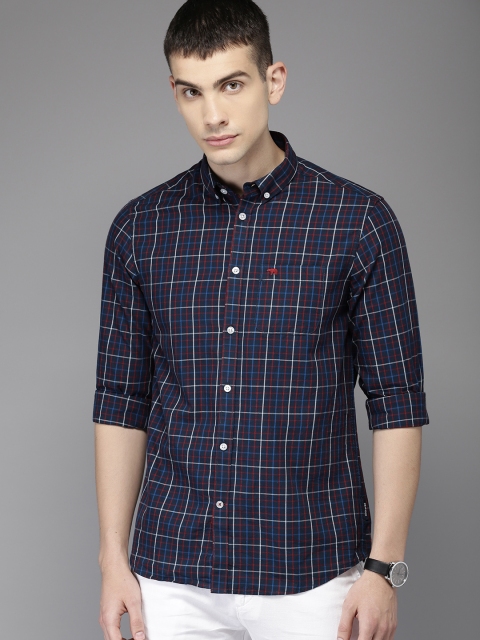 

THE BEAR HOUSE Men Navy Blue & Red Slim Fit Checked Casual Shirt