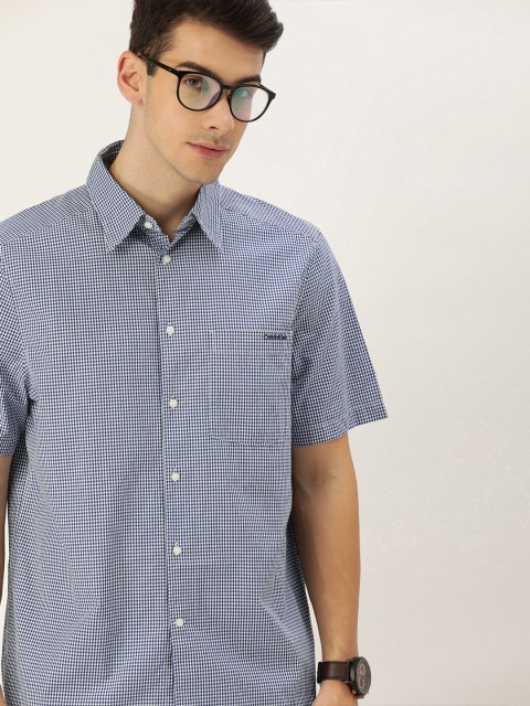 

Calvin Klein Jeans Men Blue & White Relaxed Regular Fit Checked Casual Shirt