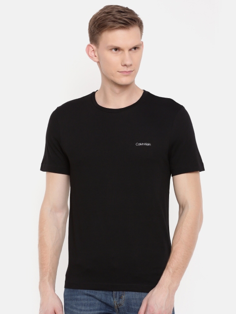 

Calvin Klein Jeans Men Black Solid Slim Fit Round Neck T-shirt