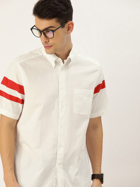 

Calvin Klein Jeans Men White Relaxed Regular Fit Solid Casual Shirt