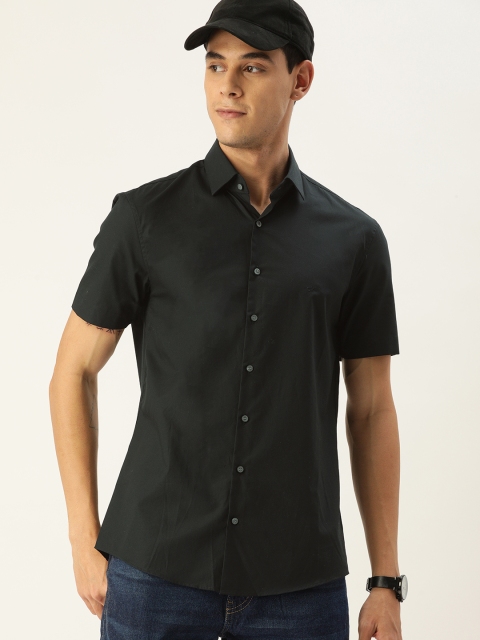 

Calvin Klein Jeans Men Black Slim Fit Casual Shirt