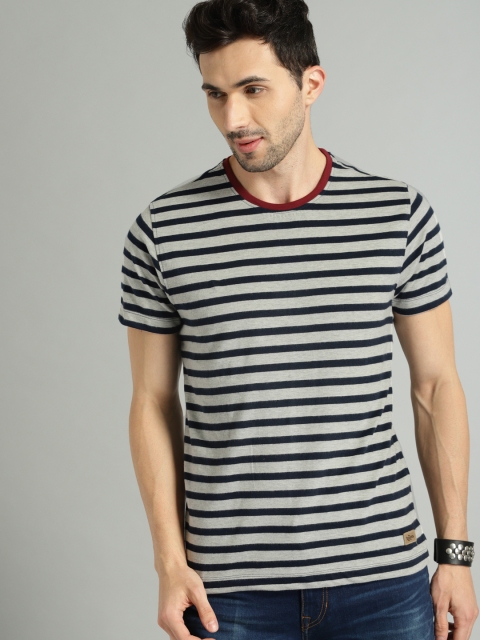 

Roadster Men Grey Melange Navy Blue Striped Round Neck Pure Cotton T-shirt