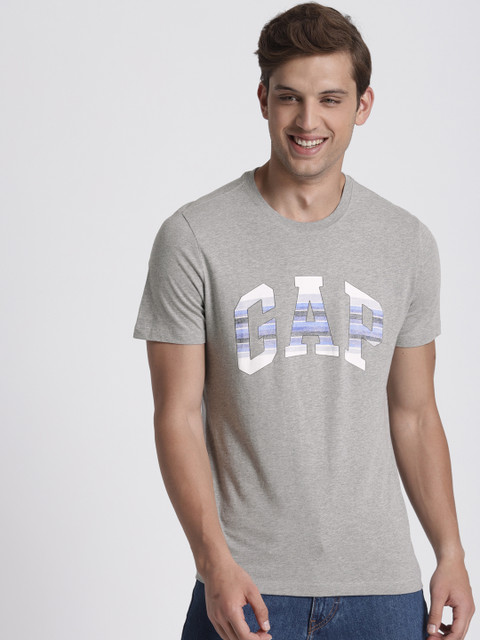 

GAP Men Grey Printed Round Neck T-shirt