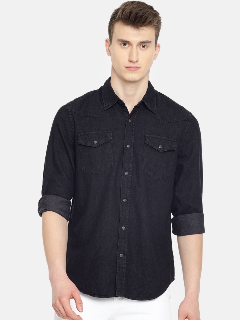 

GAP Men Black Regular Fit Solid Denim Western Shirt