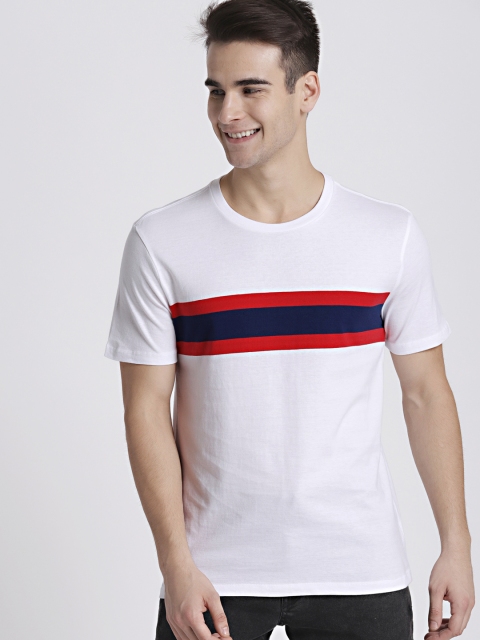 

GAP Men White Striped Round Neck T-shirt