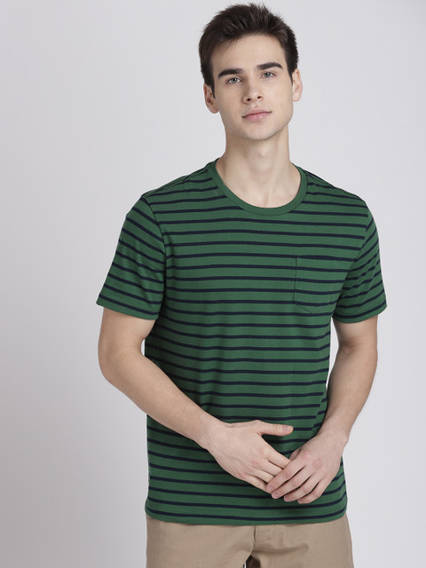 

GAP Men Green & Navy Blue Striped Round Neck T-shirt