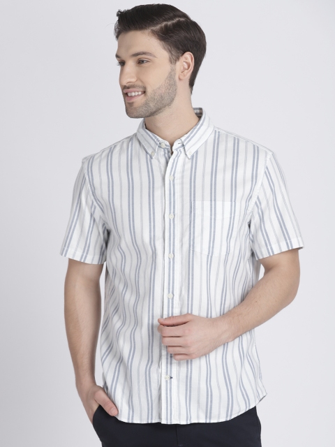

GAP Men's Lived-In Stretch Oxford Short Sleeve Shirt, White