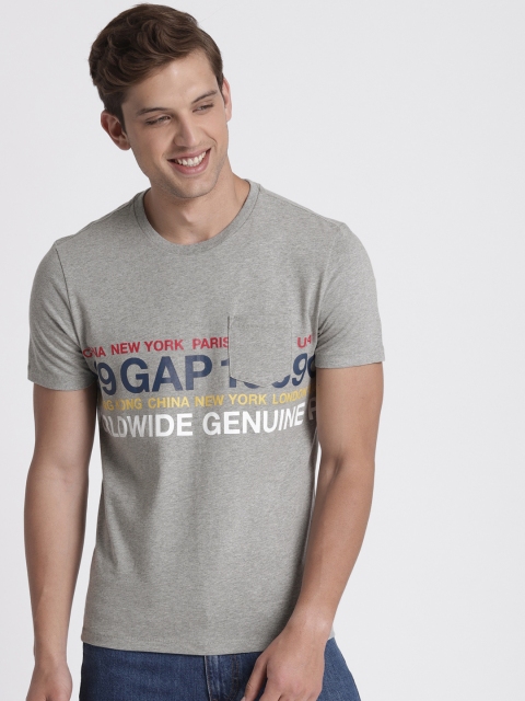 

GAP Men Grey Printed Round Neck T-shirt