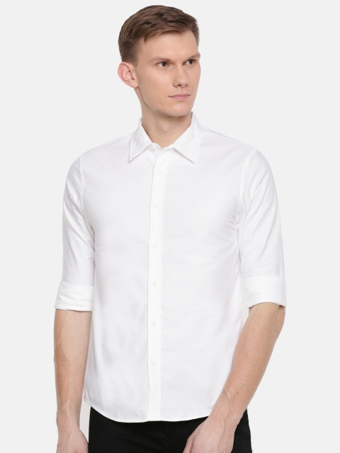 

Calvin Klein Jeans Men White Regular Fit Solid Casual Shirt