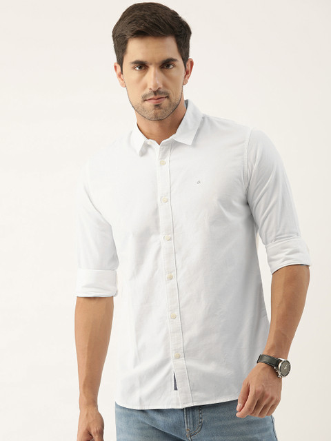 

Calvin Klein Jeans Men White Slim Fit Solid Casual Shirt