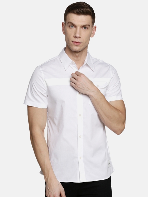 

Calvin Klein Jeans Men White Slim Fit Solid Casual Shirt