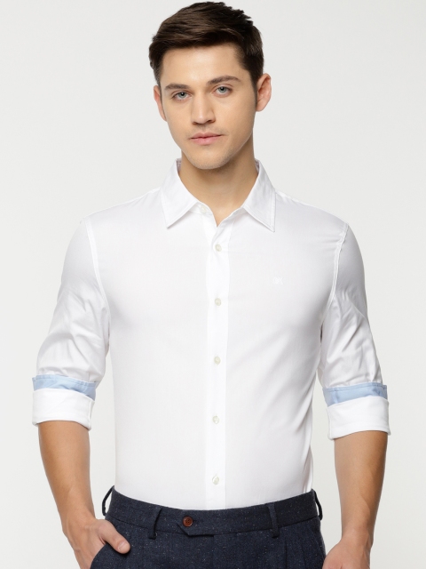 

Calvin Klein Jeans Men White Slim Fit Solid Formal Shirt