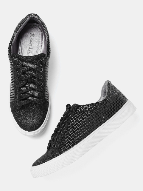 

DressBerry Women Black Textured Shimmer Sneakers