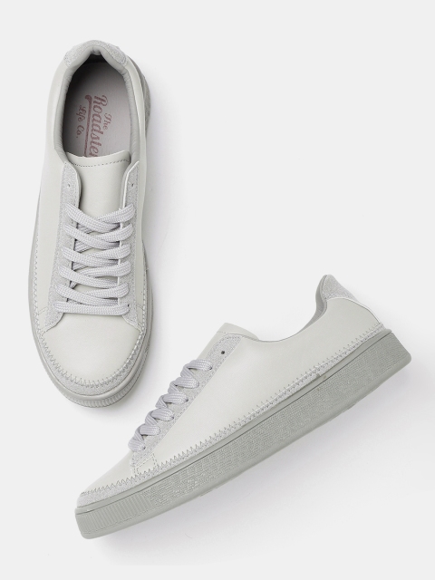 

Roadster Women Grey Sneakers