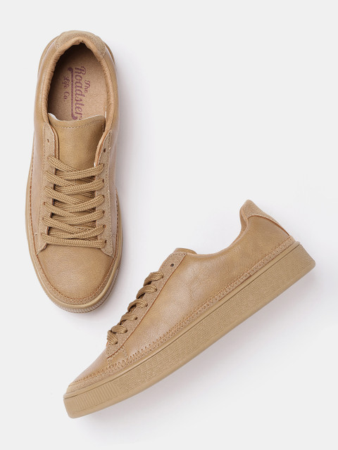 

Roadster Women Brown Sneakers