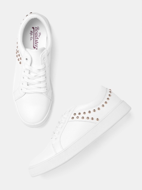 

Roadster Women White Sneakers