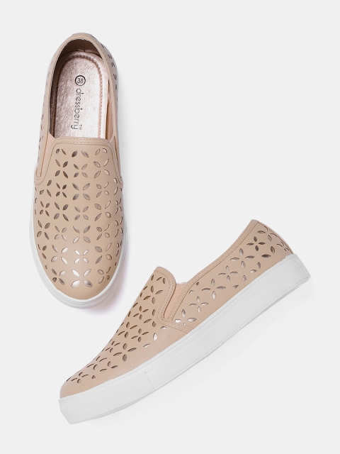 

DressBerry Women Peach-Coloured & Rose Gold-Toned Cut-Work Slip-On Sneakers