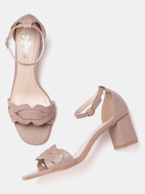 

Roadster Women Beige Solid Heels