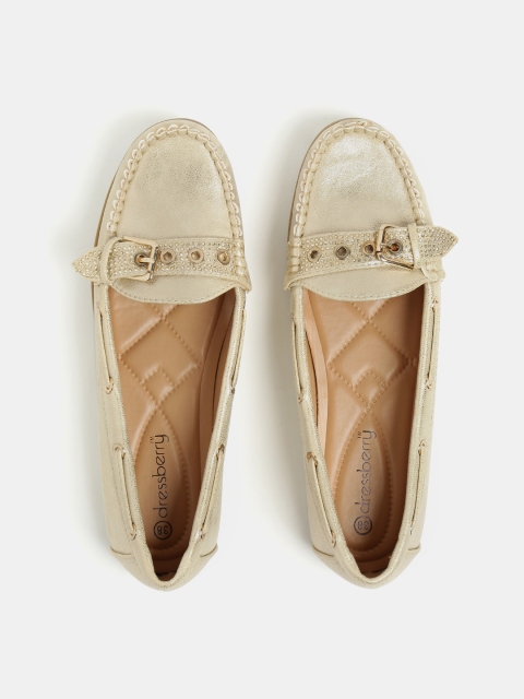 

DressBerry Women Gold-Toned Loafers