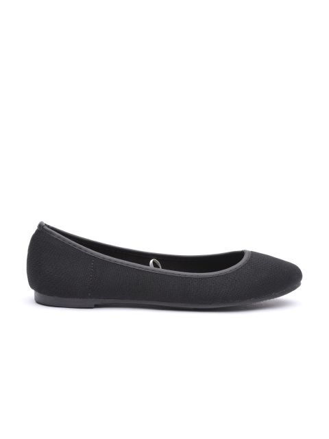 

ether Women Black Solid Ballerinas