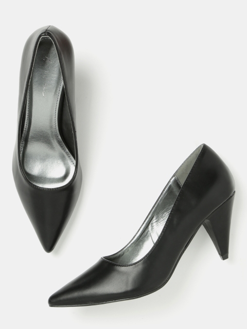 

Mast & Harbour Women Black Solid Pumps