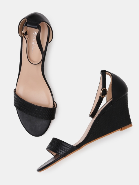 

Mast & Harbour Women Black Woven Design Heels