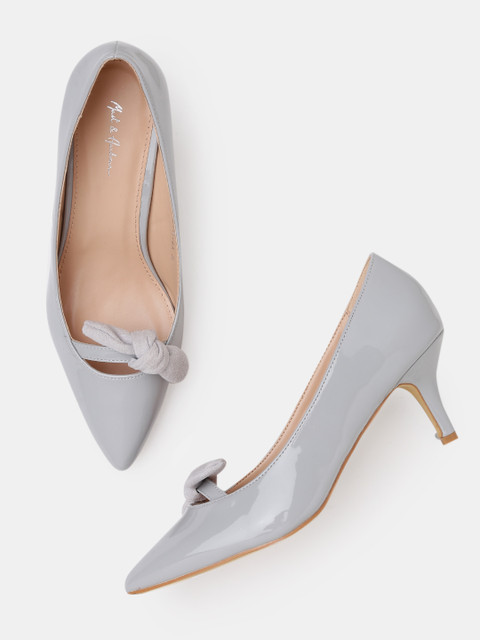 

Mast & Harbour Women Grey Solid Pumps