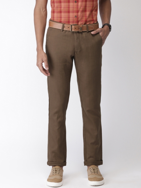 

Indian Terrain Men Brown Brooklyn Slim Fit Solid Regular Trousers