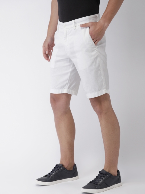 

Indian Terrain Men White Solid Regular Fit Chino Shorts